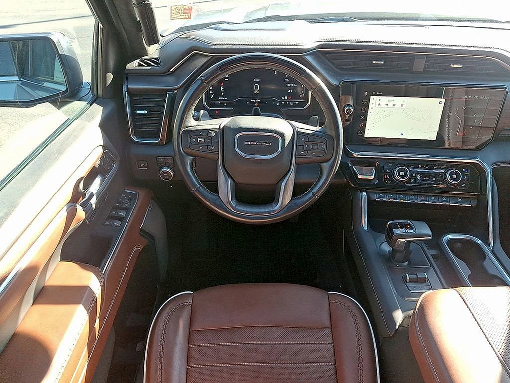 Used 2024 GMC Sierra 1500 Denali Ultimate AWD/4WD image 11