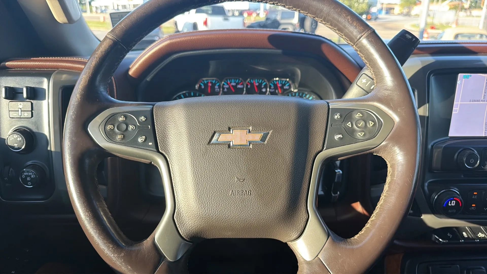 Used 2015 Chevrolet Silverado 2500 High Country w/ Duramax Plus Package AWD/4WD image 99