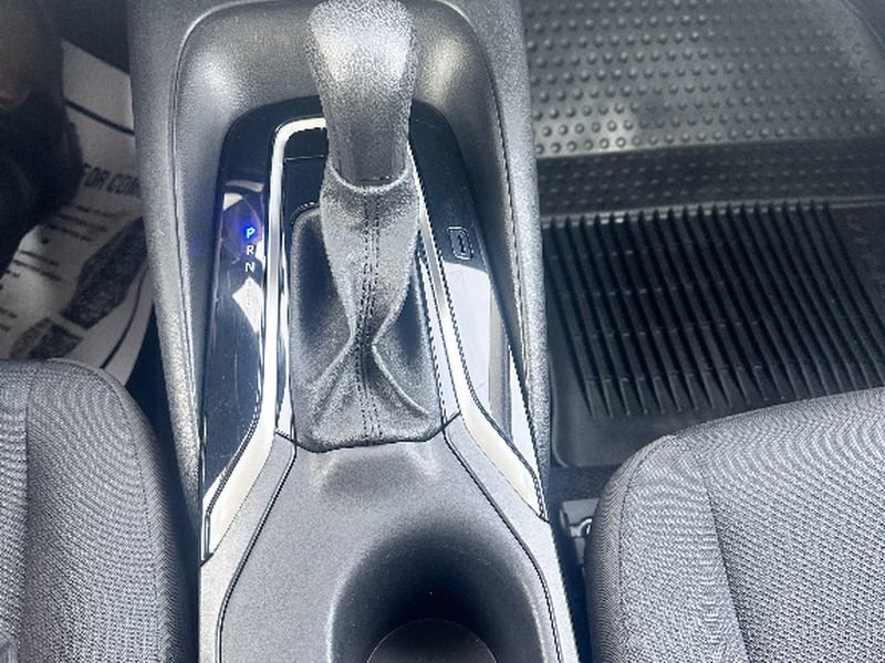 Used 2024 Toyota Corolla LE image 12