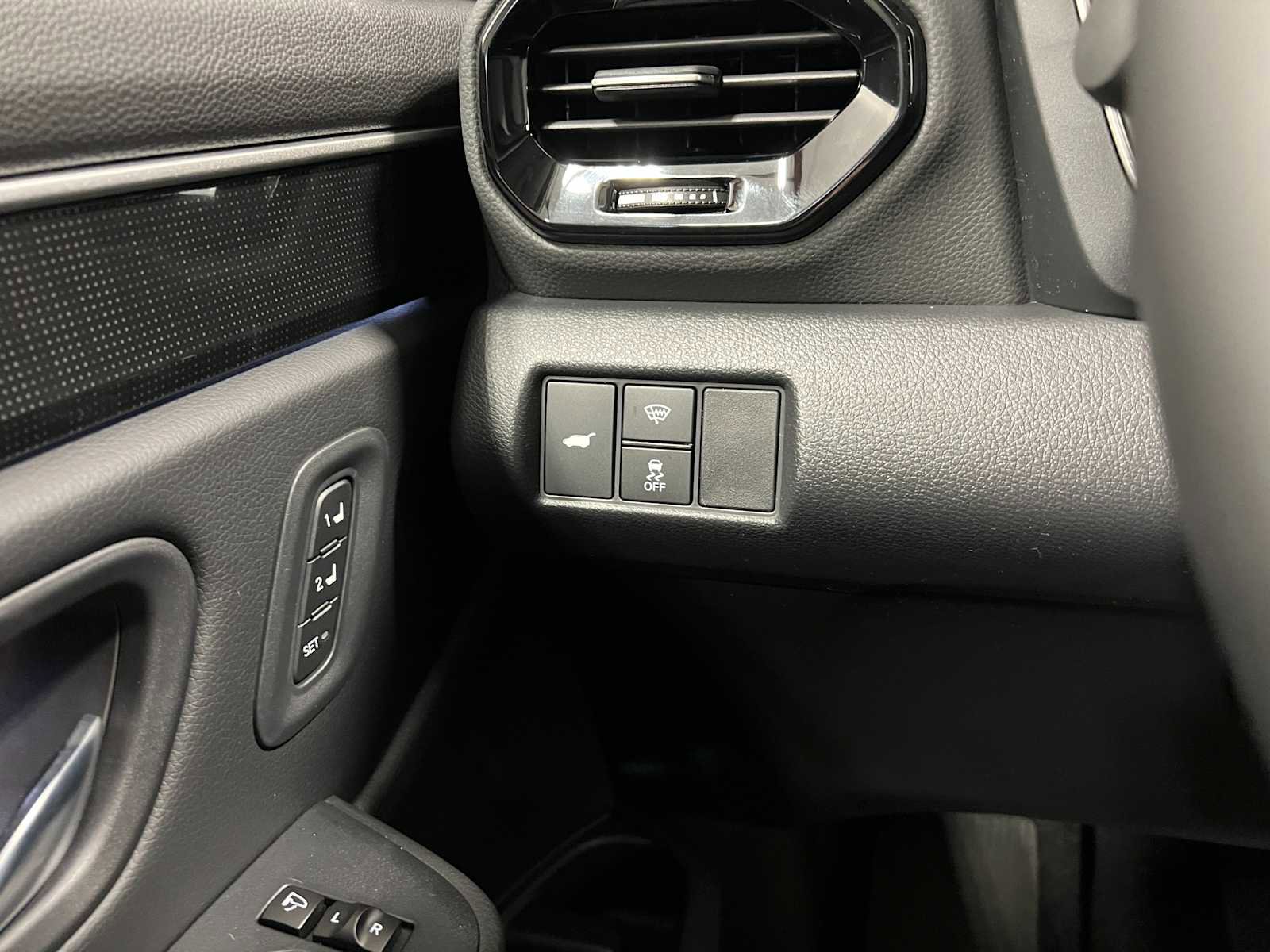 New 2025 Honda Pilot Elite image 18