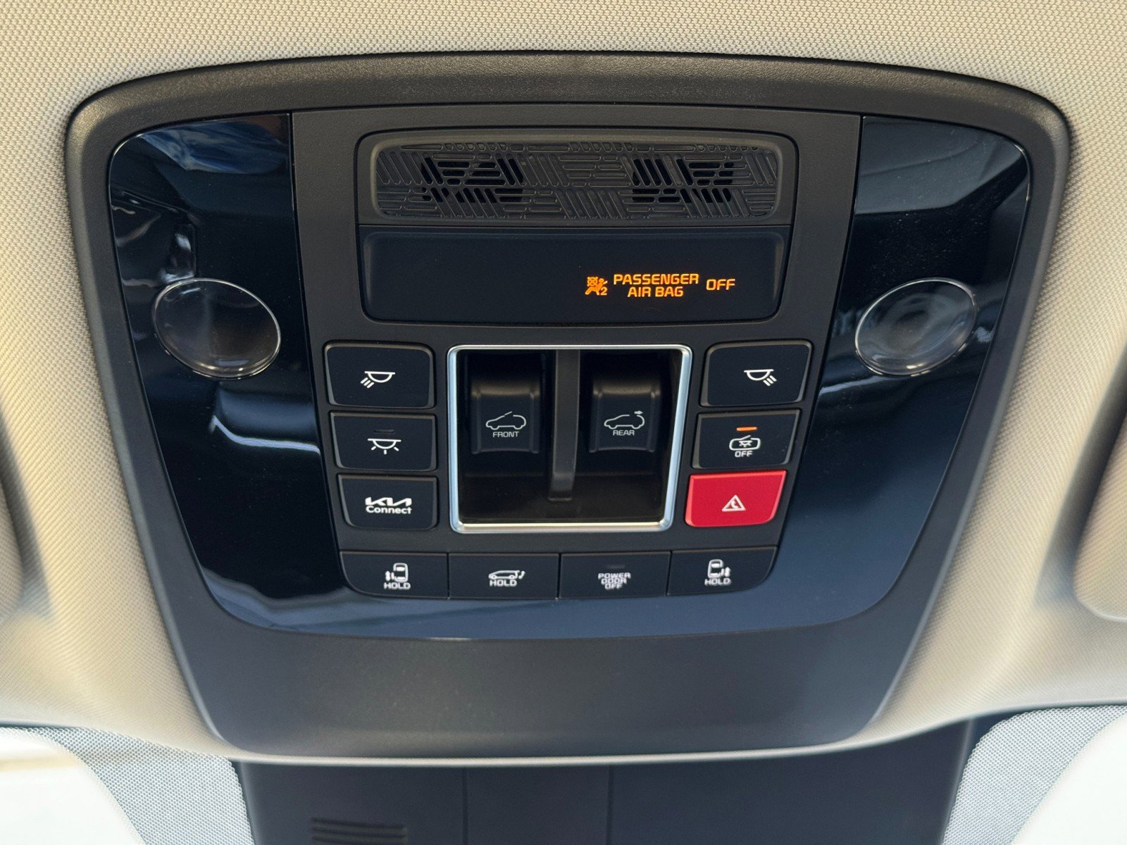 Used 2025 Kia Carnival SX FWD image 35