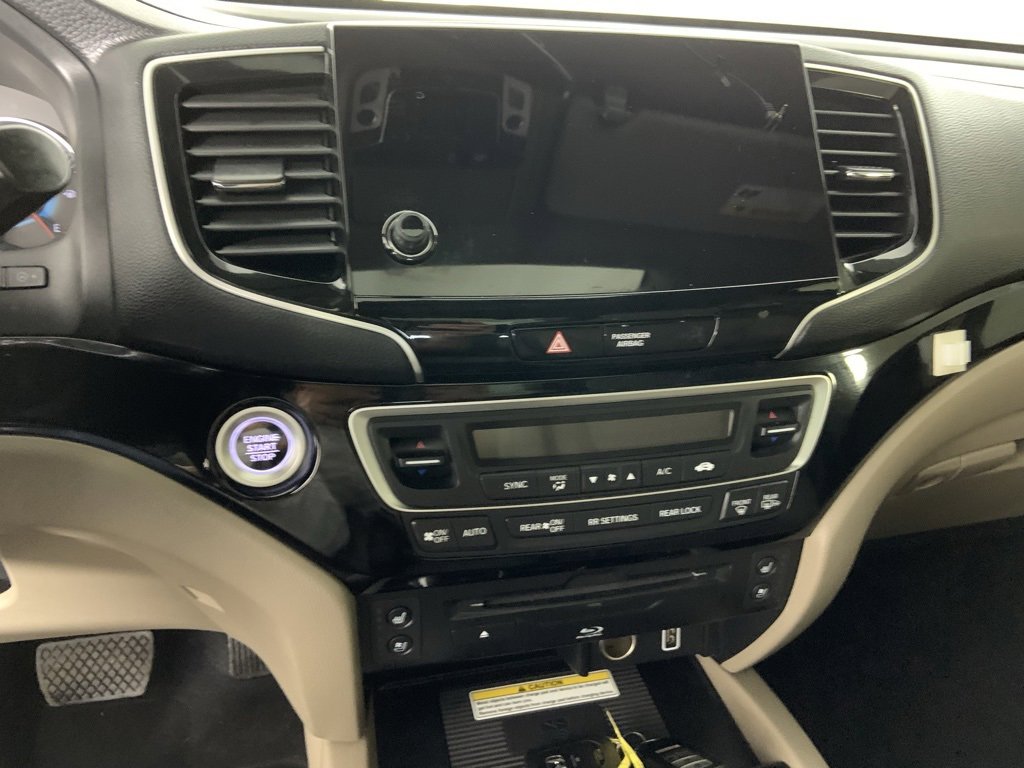 Used 2022 Honda Pilot Elite image 12