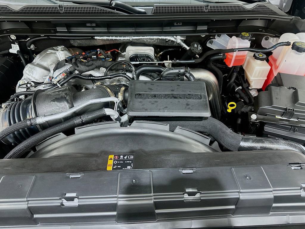 New 2026 GMC Sierra 2500 AT4 w/ AT4 Premium Plus Package AWD/4WD image 10
