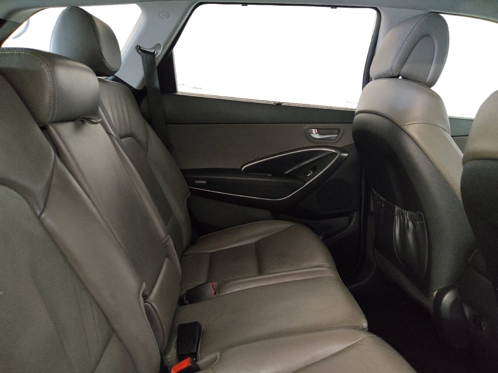 Used 2015 Hyundai Santa Fe GLS w/ Option Group 02 FWD image 19