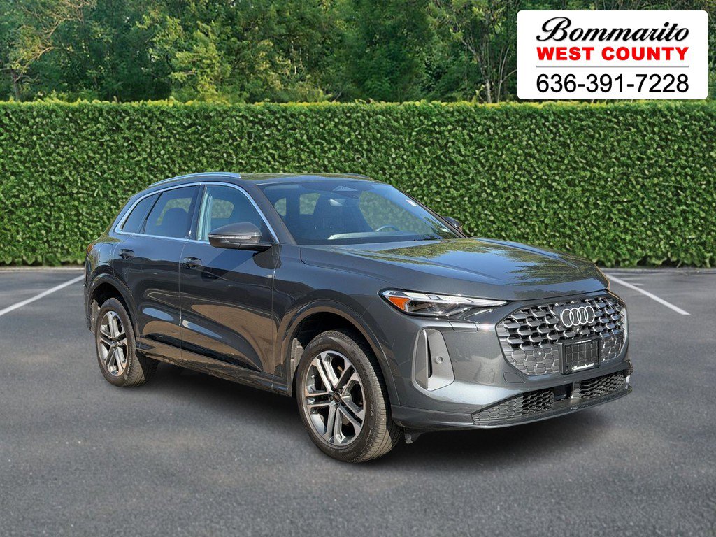 Used 2025 Audi Q5 Premium w/ Convenience Package AWD/4WD image 1