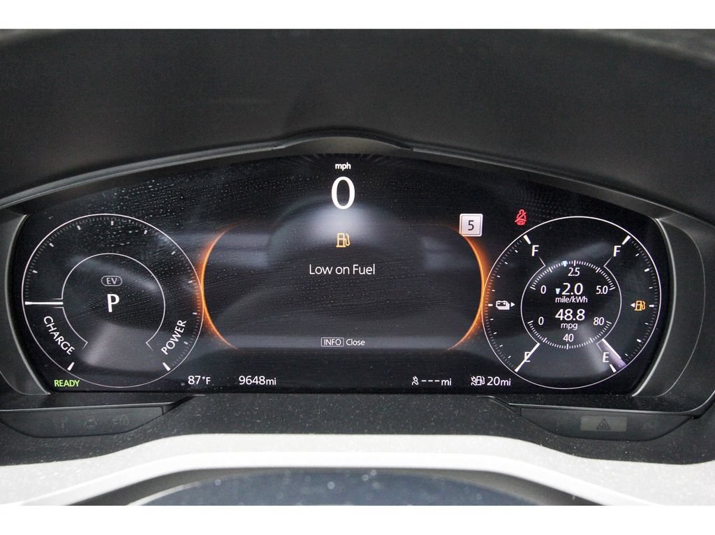 Certified 2025 MAZDA CX-70 Plug-In Hybrid w/ Premium Plus AWD/4WD image 15