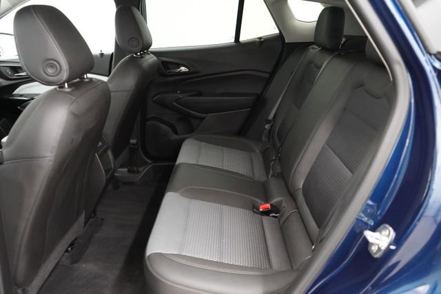 Used 2024 Chevrolet Trax LT w/ LT Convenience Package FWD image 45