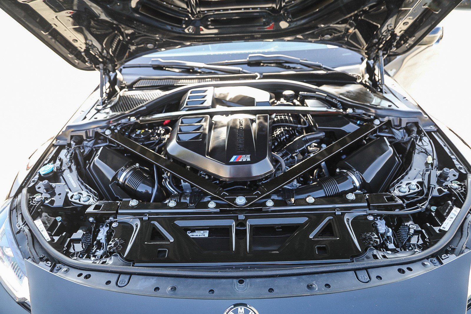 Used 2024 BMW M2 w/ Lighting Package RWD image 27
