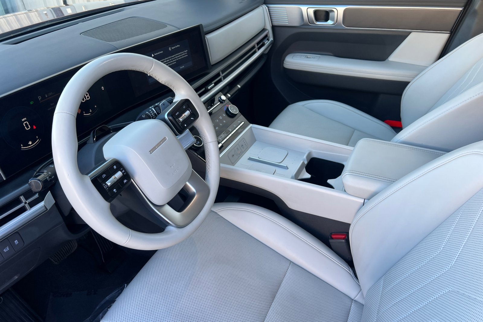 Used 2024 Hyundai Santa Fe SEL image 11