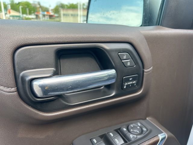 Used 2021 GMC Sierra 1500 SLT w/ SLT Premium Plus Package AWD/4WD image 43