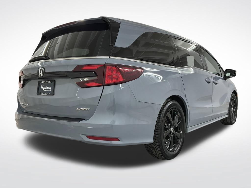 Certified 2023 Honda Odyssey Sport image 3