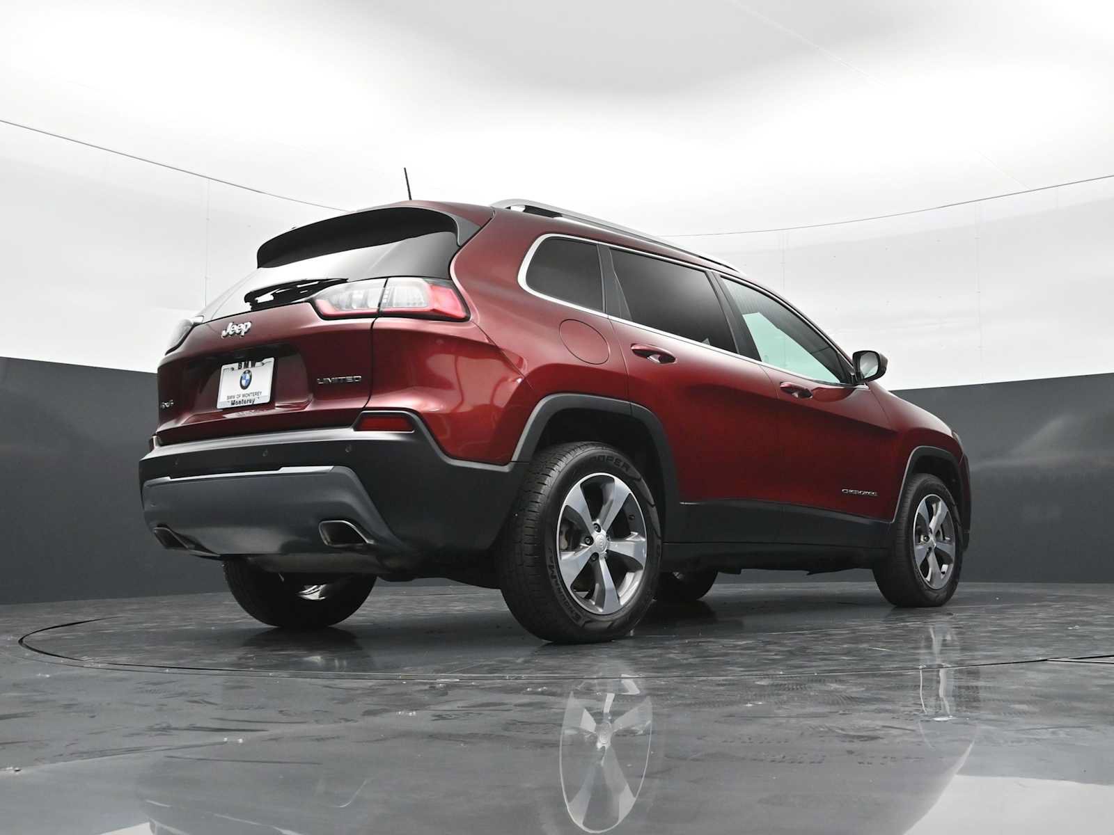 Used 2020 Jeep Cherokee Limited AWD/4WD image 29
