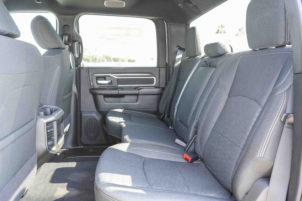 New 2026 RAM 2500 Big Horn AWD/4WD image 19