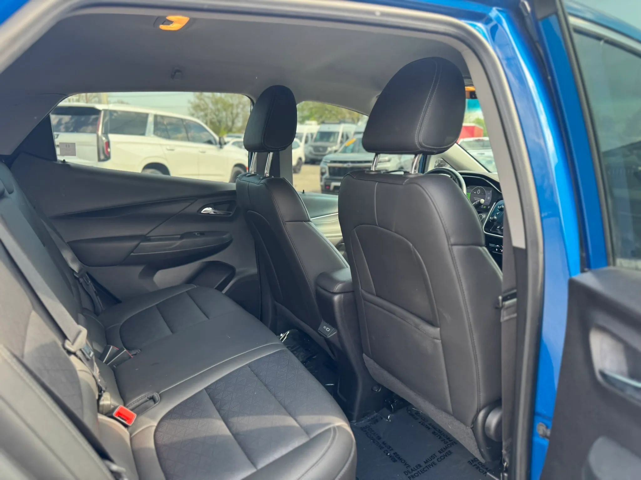 Used 2023 Chevrolet Bolt LT w/ Infotainment Package FWD image 20