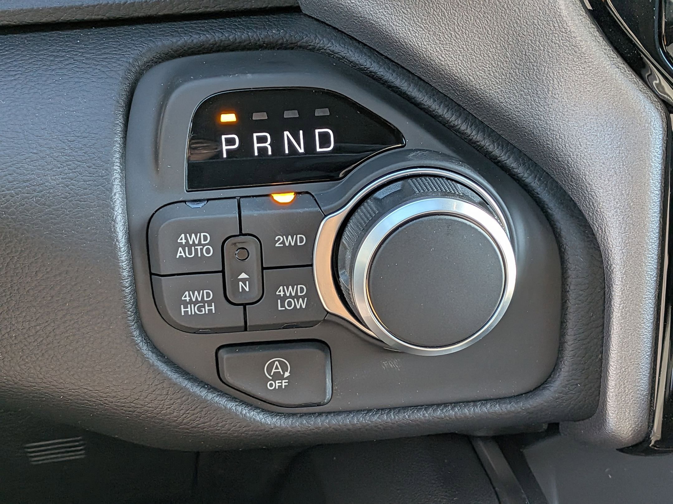 New 2026 RAM 1500 4x4 Crew Cab image 17