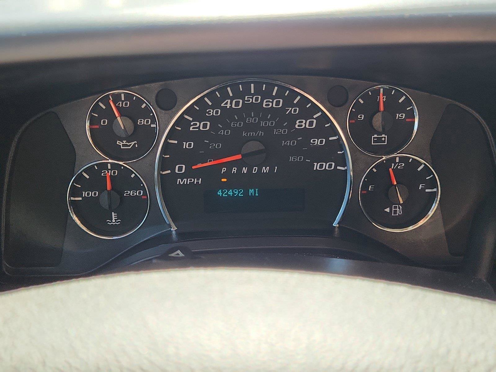 Used 2015 Chevrolet Express 2500 RWD image 23