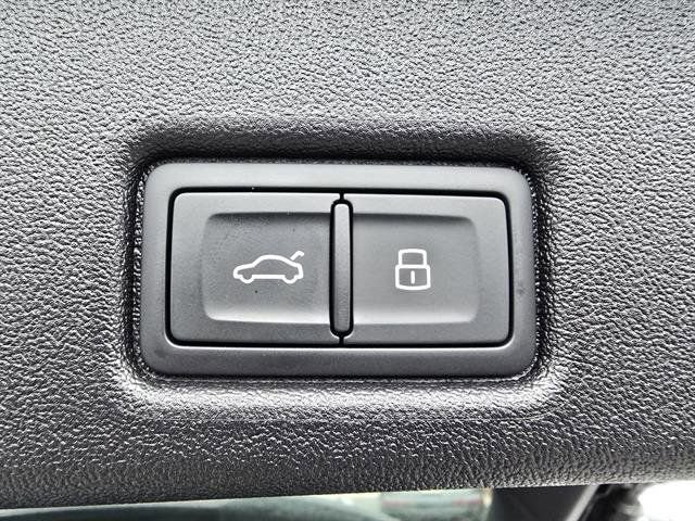 Used 2025 Audi Q5 Premium Plus w/ Premium Plus image 15