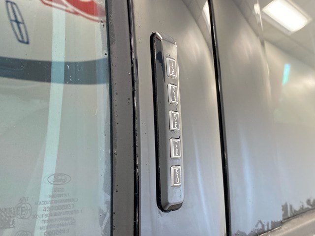 New 2026 Ford F250 Lariat w/ Black Appearance Package AWD/4WD image 19
