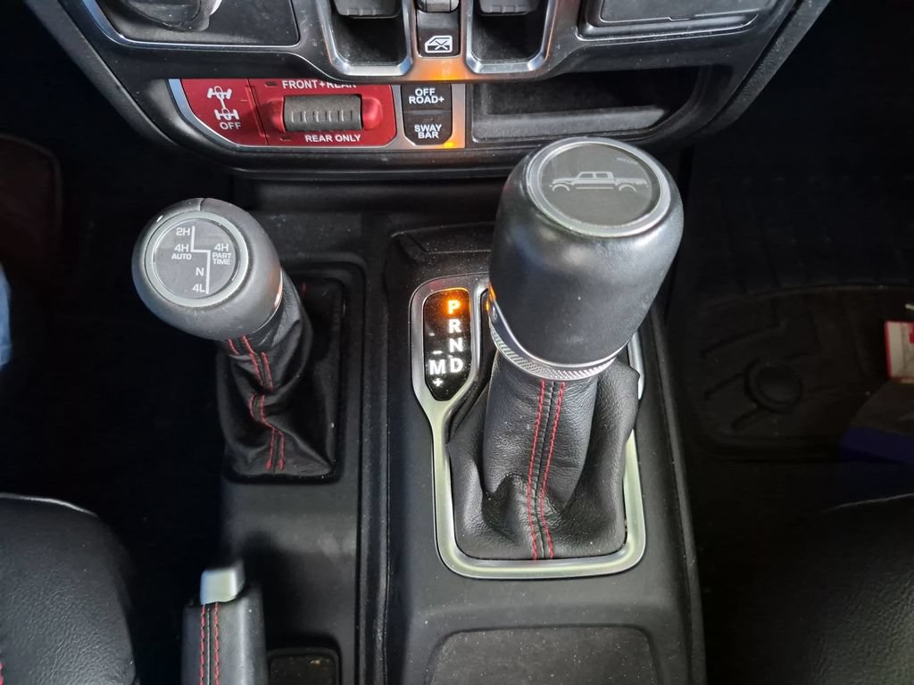 Used 2021 Jeep Gladiator Rubicon AWD/4WD image 11