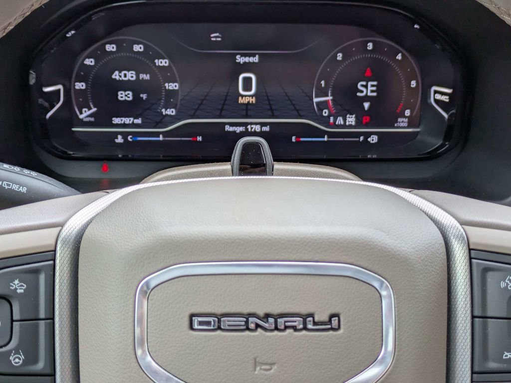 Used 2023 GMC Yukon Denali w/ Denali Reserve Package AWD/4WD image 31