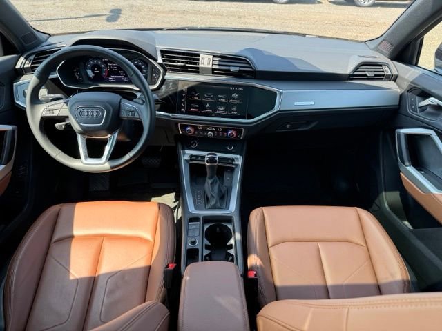 Certified 2025 Audi Q3 2.0T Premium w/ Convenience Package AWD/4WD image 15
