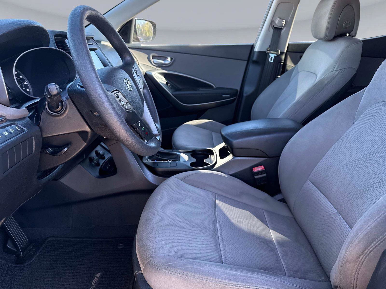 Used 2017 Hyundai Santa Fe Sport image 18