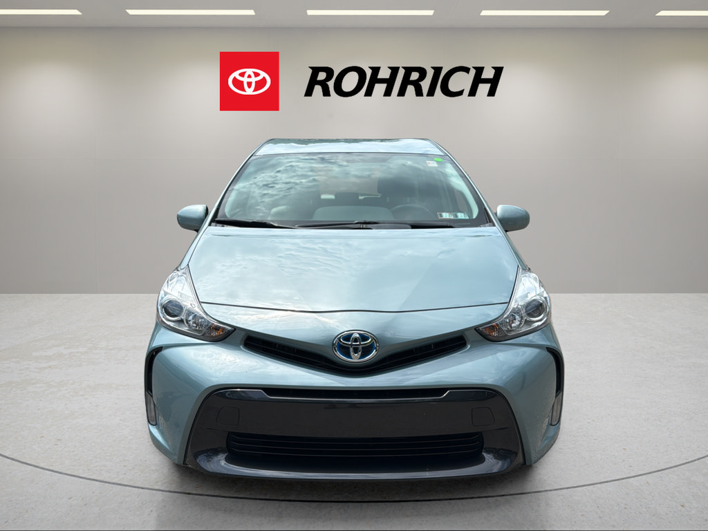 Used 2016 Toyota Prius V Three FWD image 2