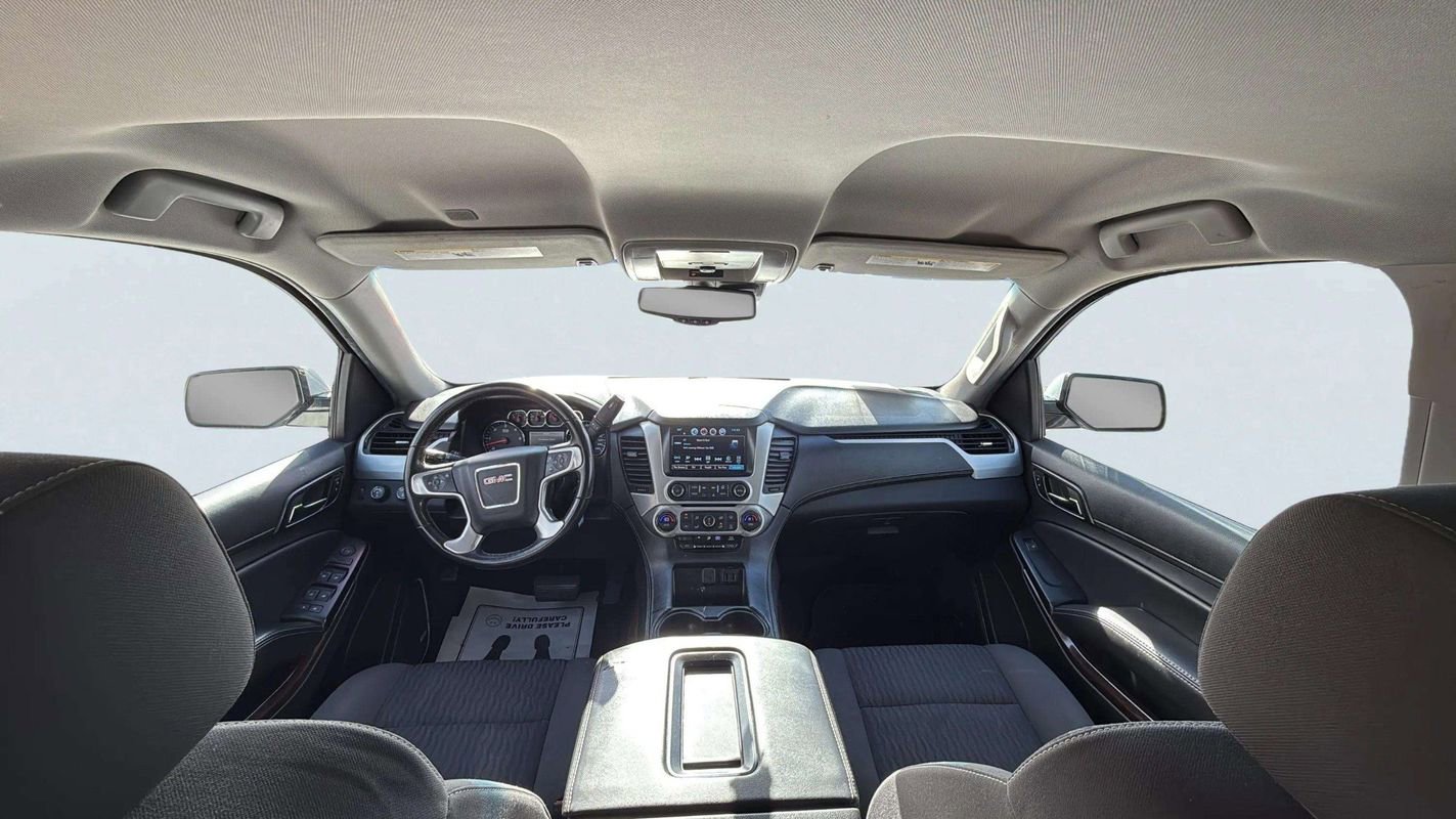 Used 2017 GMC Yukon SLE w/ SLE Value Package image 10