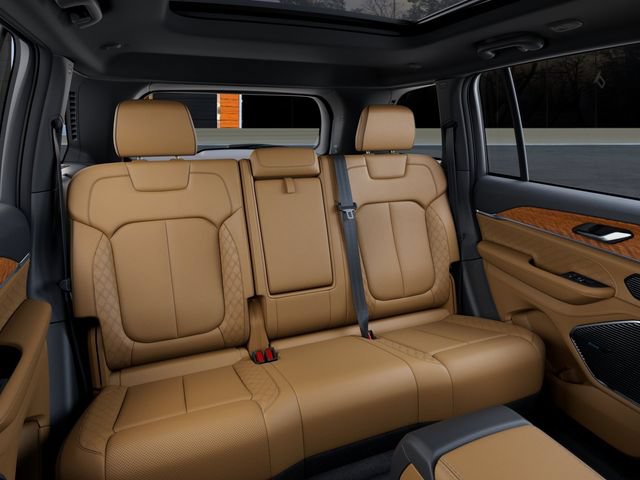 New 2026 Jeep Grand Cherokee Summit w/ Obsidian Package AWD/4WD image 15