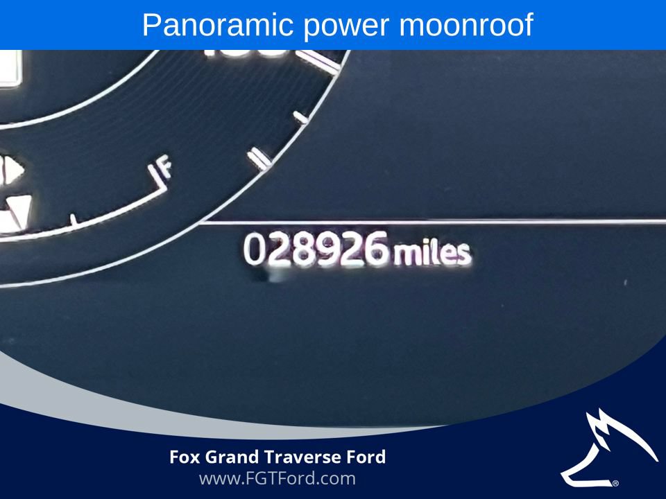 Used 2024 Land Rover Discovery S AWD/4WD image 7