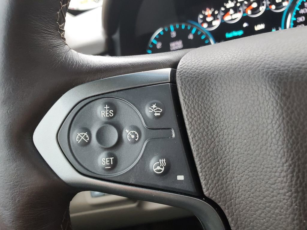 Used 2016 Chevrolet Suburban LTZ image 19