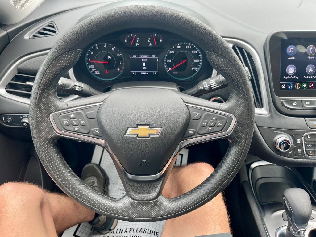 Used 2025 Chevrolet Malibu LT FWD image 12