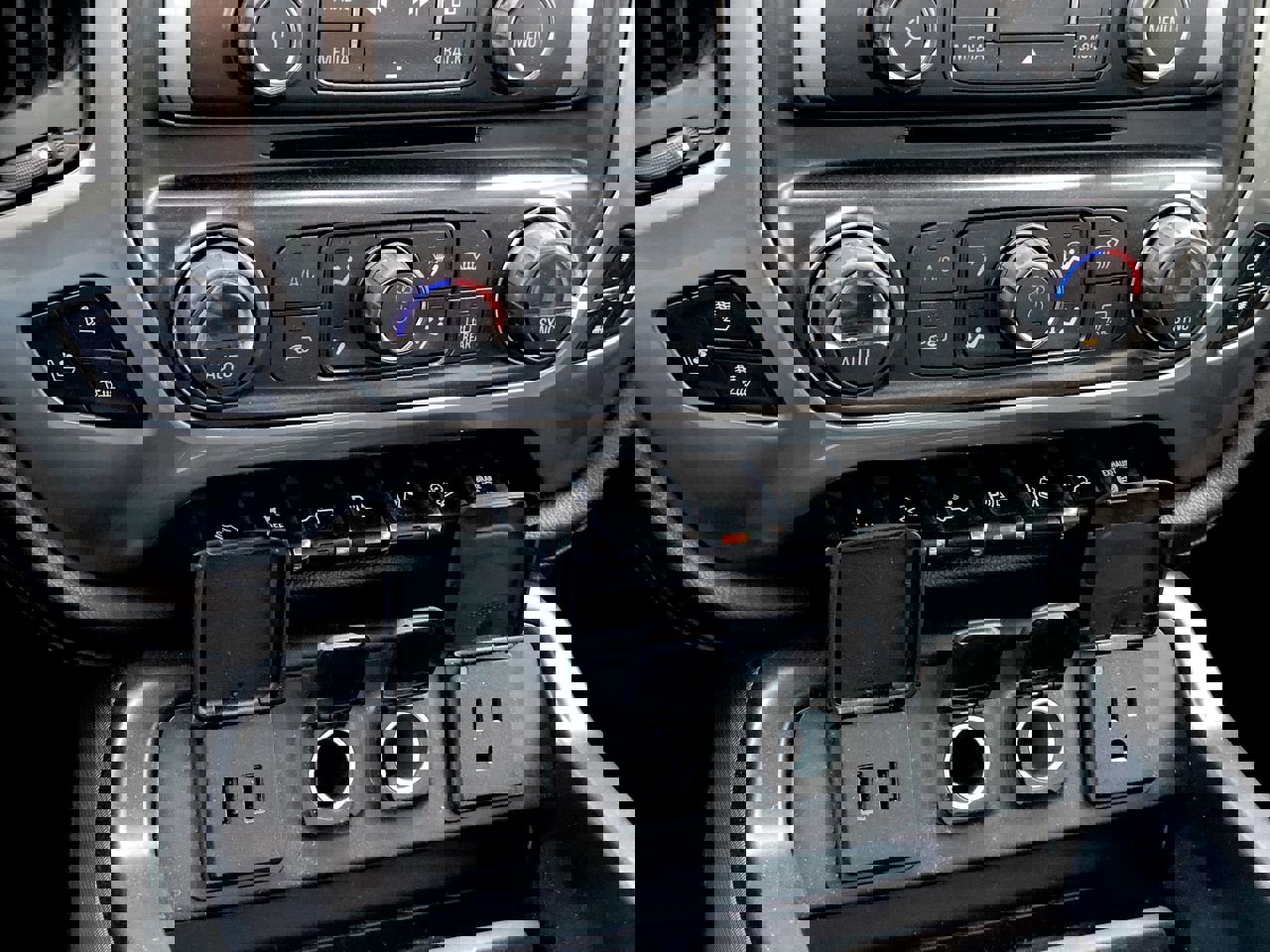 Used 2017 Chevrolet Silverado 2500 LTZ w/ Duramax Plus Package image 22