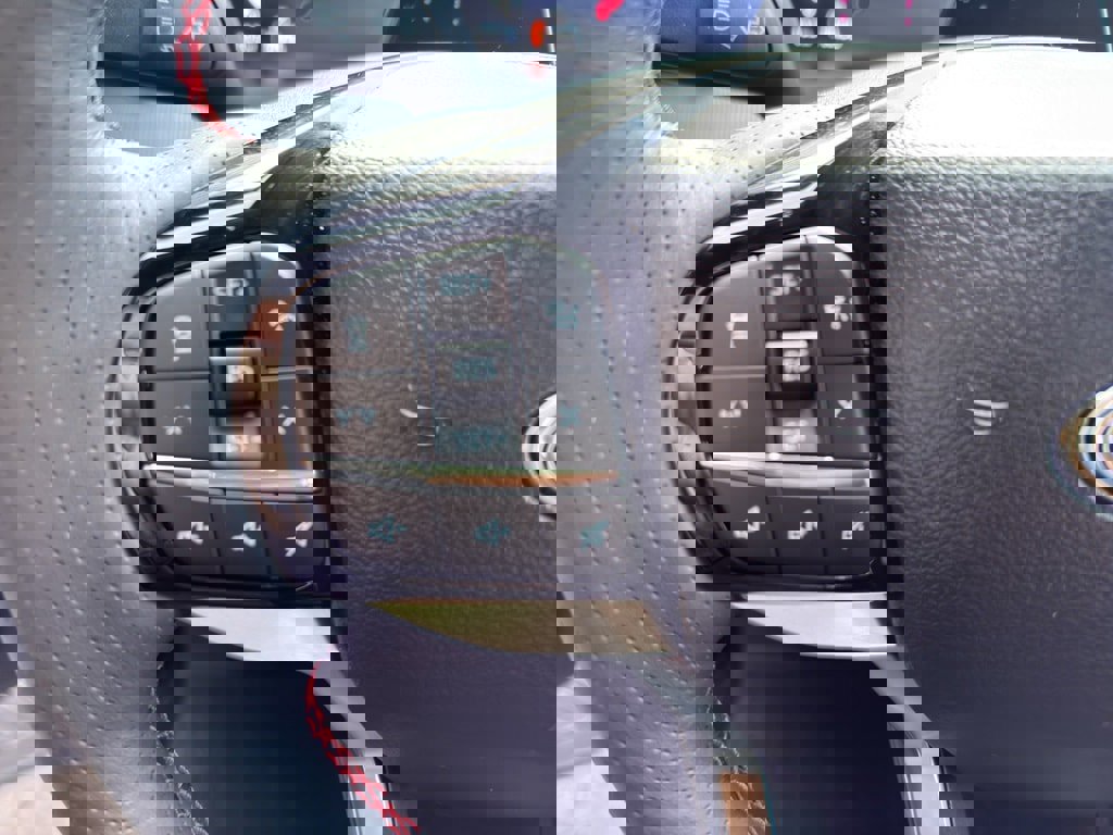 New 2026 Ford Explorer ST-Line w/ ST-Line Street Pack image 28