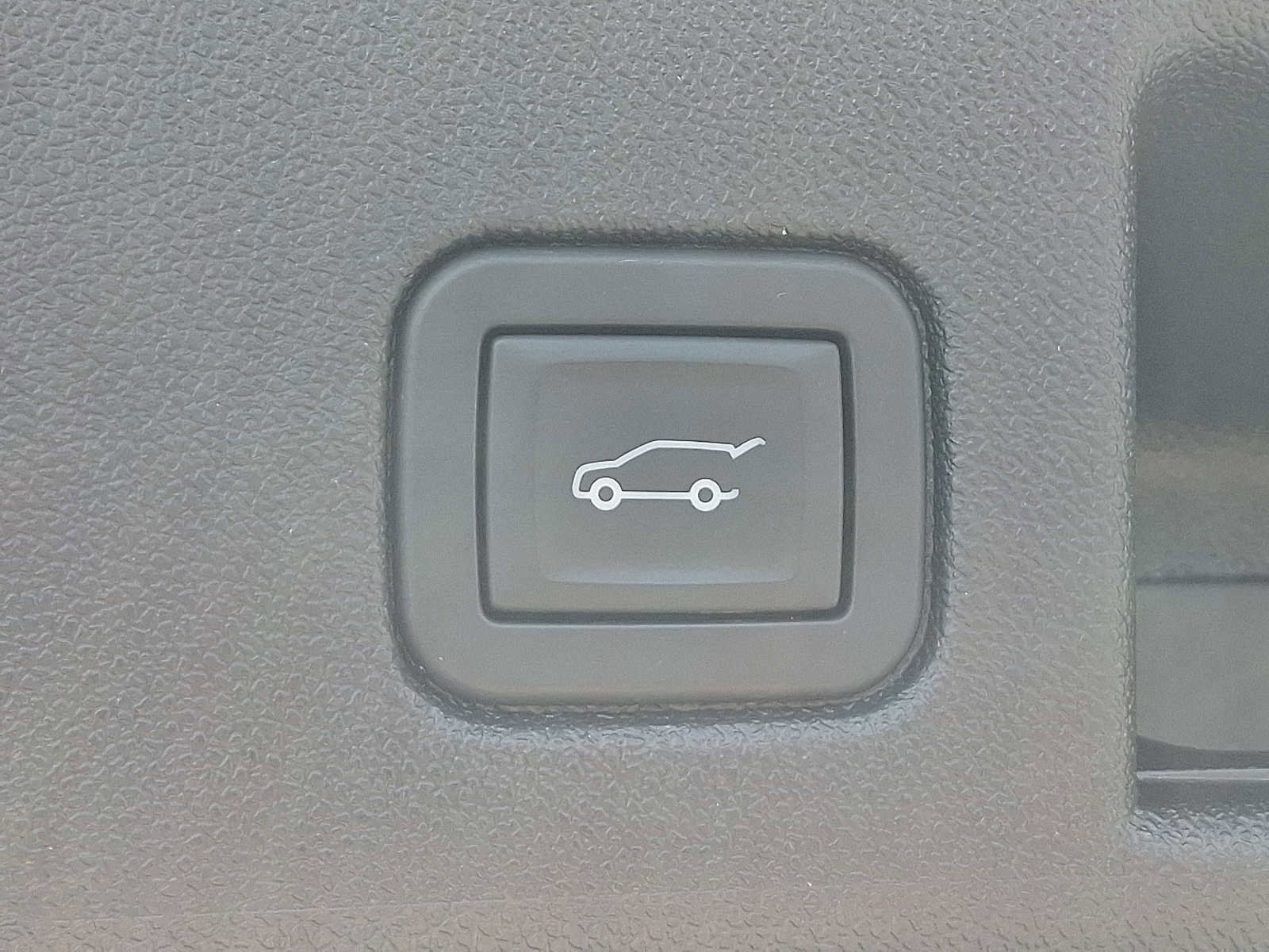 Used 2024 Chevrolet Equinox LT w/ LPO, Floor Liner Package AWD/4WD image 29