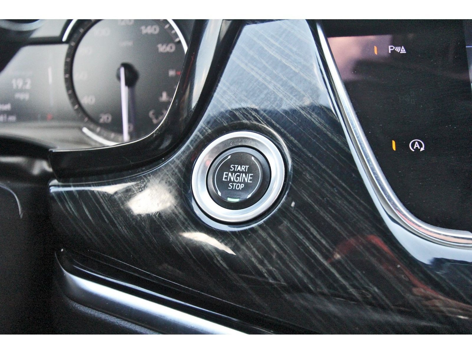 Used 2023 Cadillac XT6 Premium Luxury FWD image 20