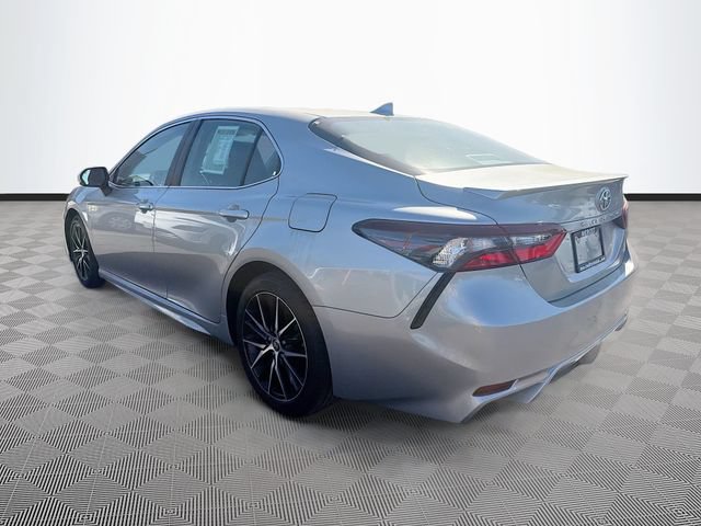 Used 2023 Toyota Camry SE FWD image 5