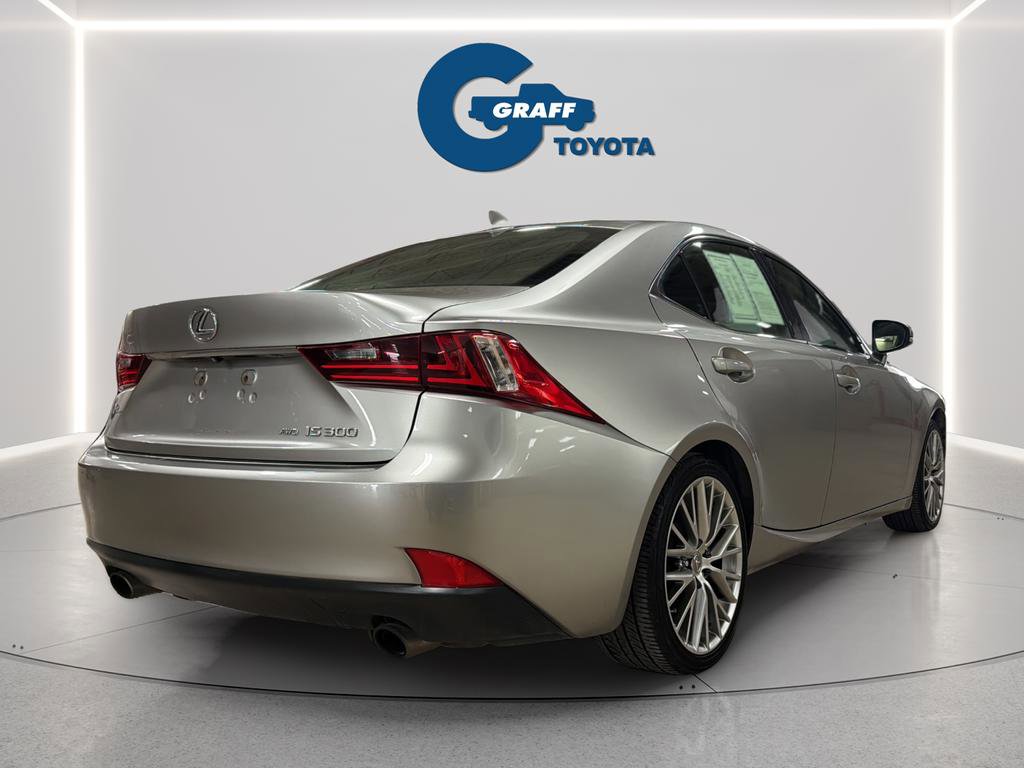Used 2016 Lexus IS 300 AWD w/ Premium Package image 8