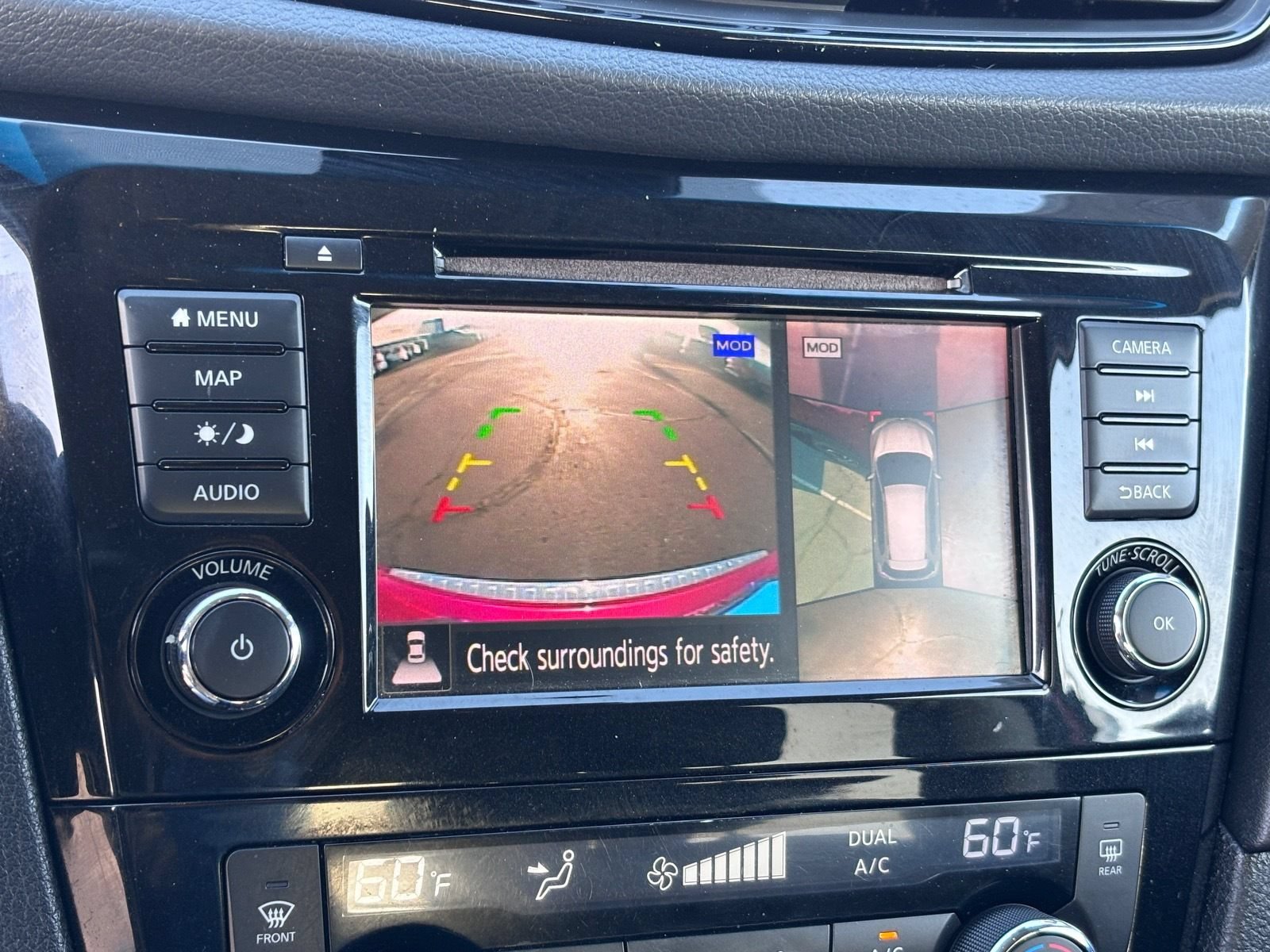 Used 2019 Nissan Rogue SV w/ Sun & Sound Touring Package AWD/4WD image 32