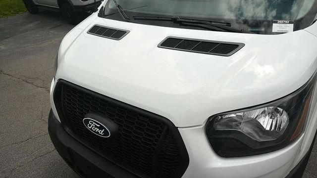 New 2026 Ford Transit 250 148 Medium Roof RWD image 2