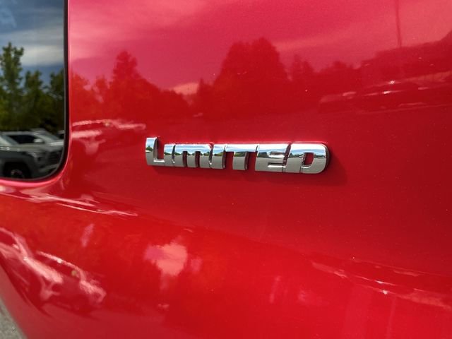Used 2014 Toyota 4Runner Limited AWD/4WD image 33