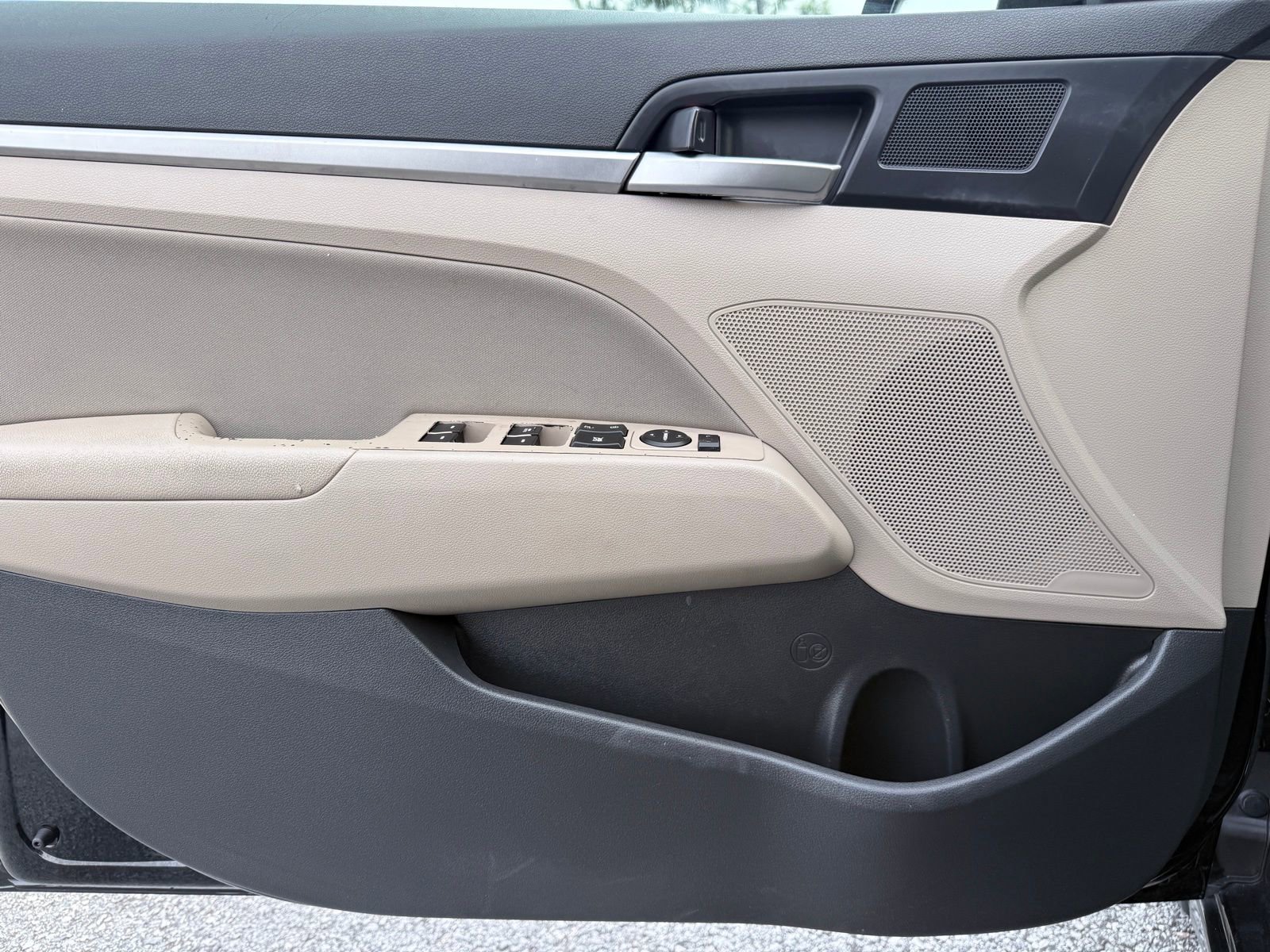 Used 2020 Hyundai Elantra Value Edition w/ Cargo Package (C1) image 43