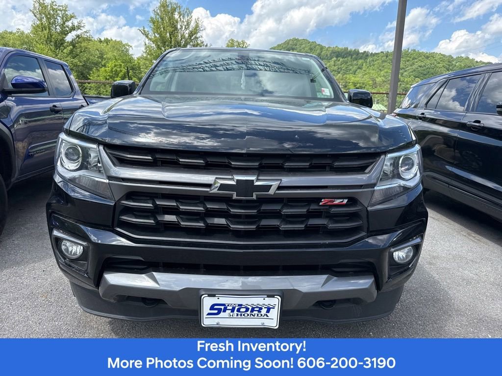 Used 2022 Chevrolet Colorado Z71 AWD/4WD image 2