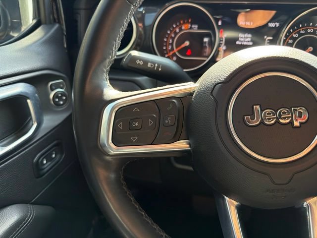 Used 2022 Jeep Wrangler Unlimited Sahara AWD/4WD image 29