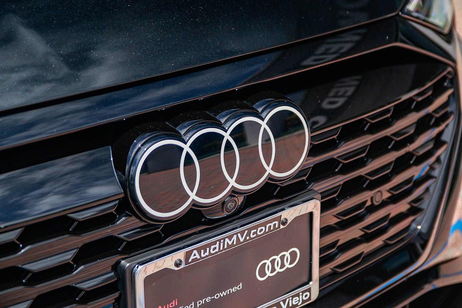 Used 2024 Audi Q8 e-tron Premium Plus AWD/4WD image 12