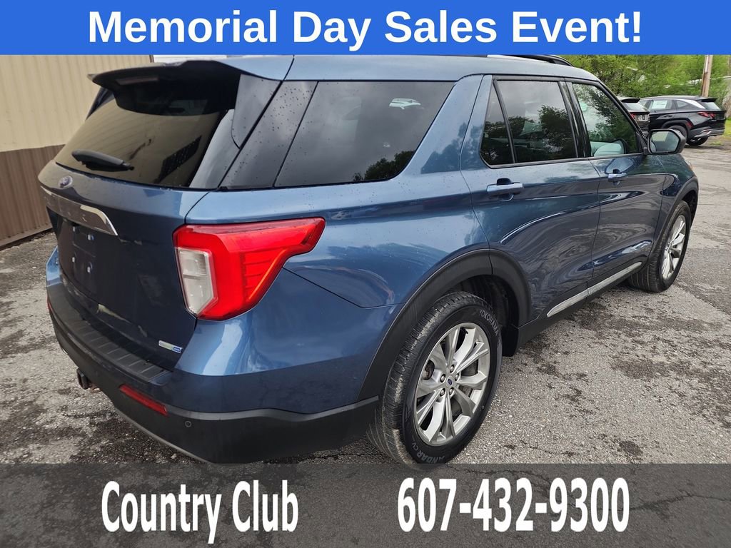 Used 2020 Ford Explorer XLT w/ Equipment Group 202A AWD/4WD image 8