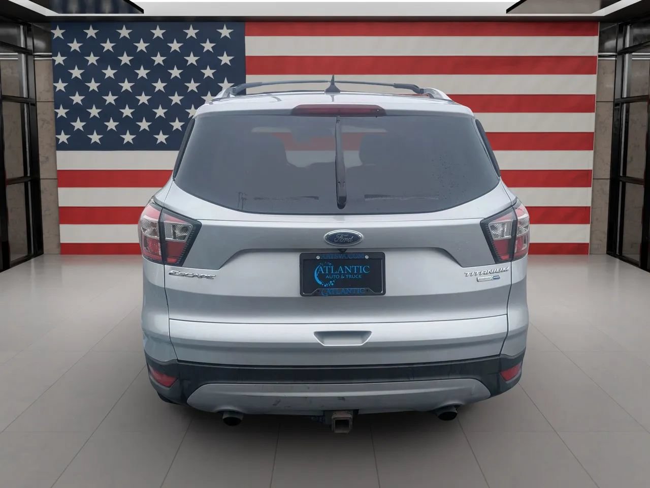 Used 2018 Ford Escape Titanium w/ Ford Safe & Smart Package AWD/4WD image 20