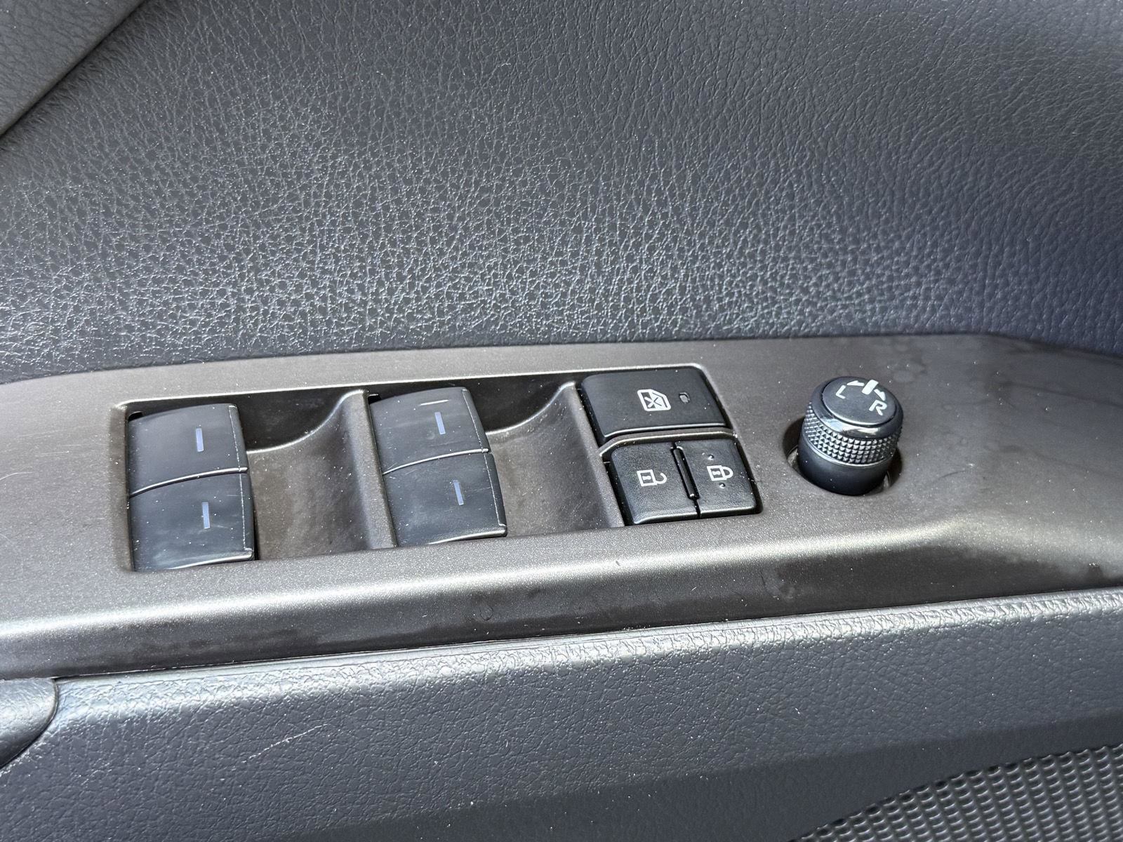 Used 2024 Toyota Camry LE FWD image 16