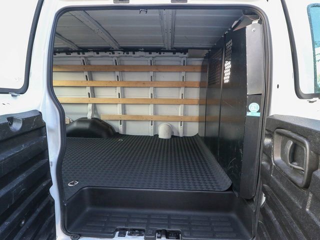 Used 2024 GMC Savana 2500 w/ Driver Convenience Package image 24