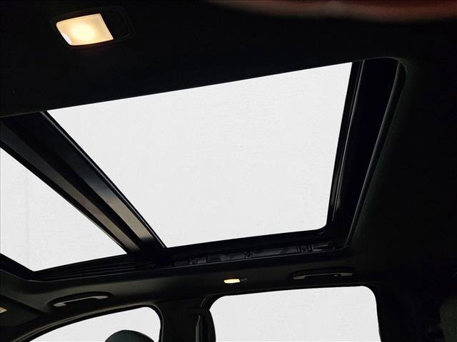 Used 2024 Nissan Titan PRO-4X w/ Pro-4x Convenience Package image 20